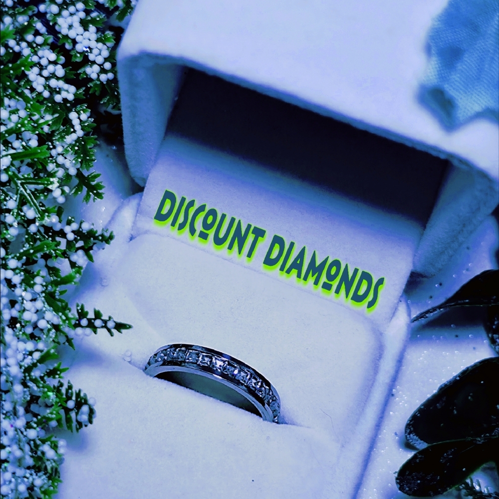 Clear White Diamond Titanium Ring - Picture 4 of 7